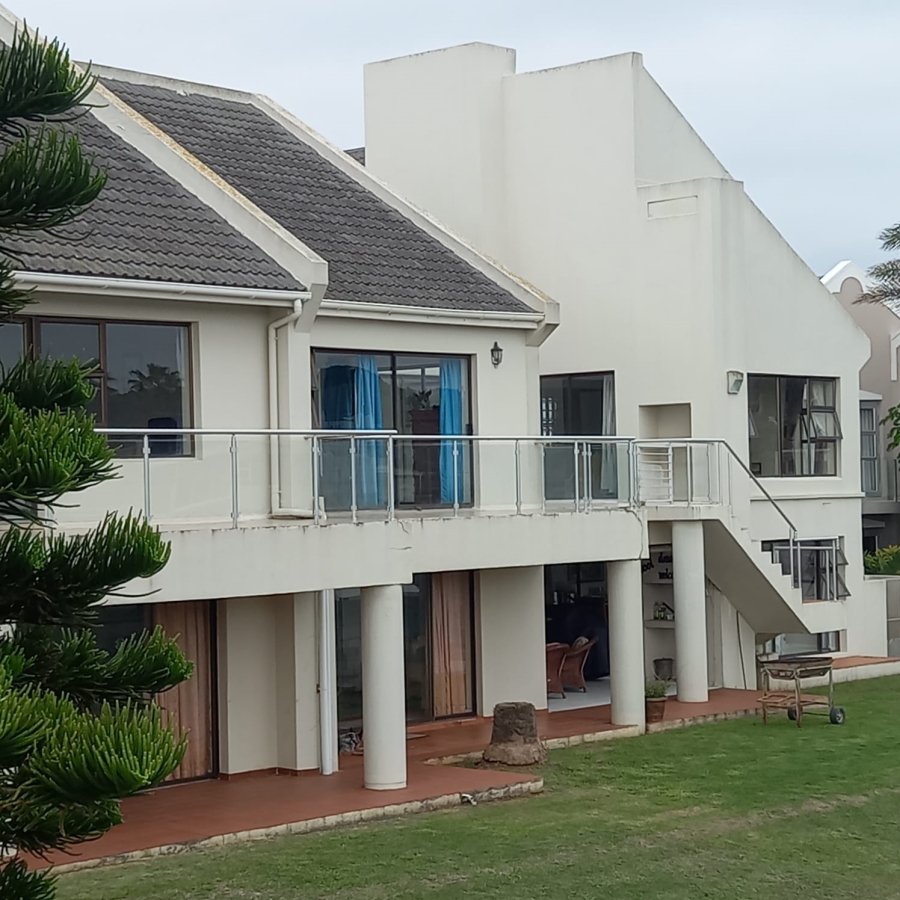 7 Bedroom Property for Sale in Royal Alfred Marina Eastern Cape
